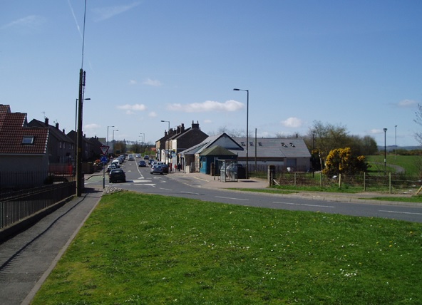 Premium multi-level domestic scaffolding tower erected by RCR Scaffolding Solutions on a modern home extension in Cowie, FK7, providing safe access with 40 years of local experience and CISRS qualified safety.